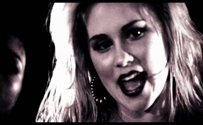 Alison Lohman in Delirious, photo 13