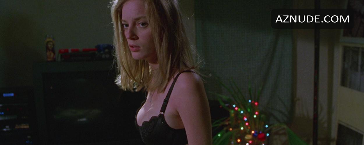 Sarah Polley in Go, photo 1