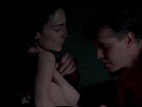 Annie Parisse in The Pacific, photo 5