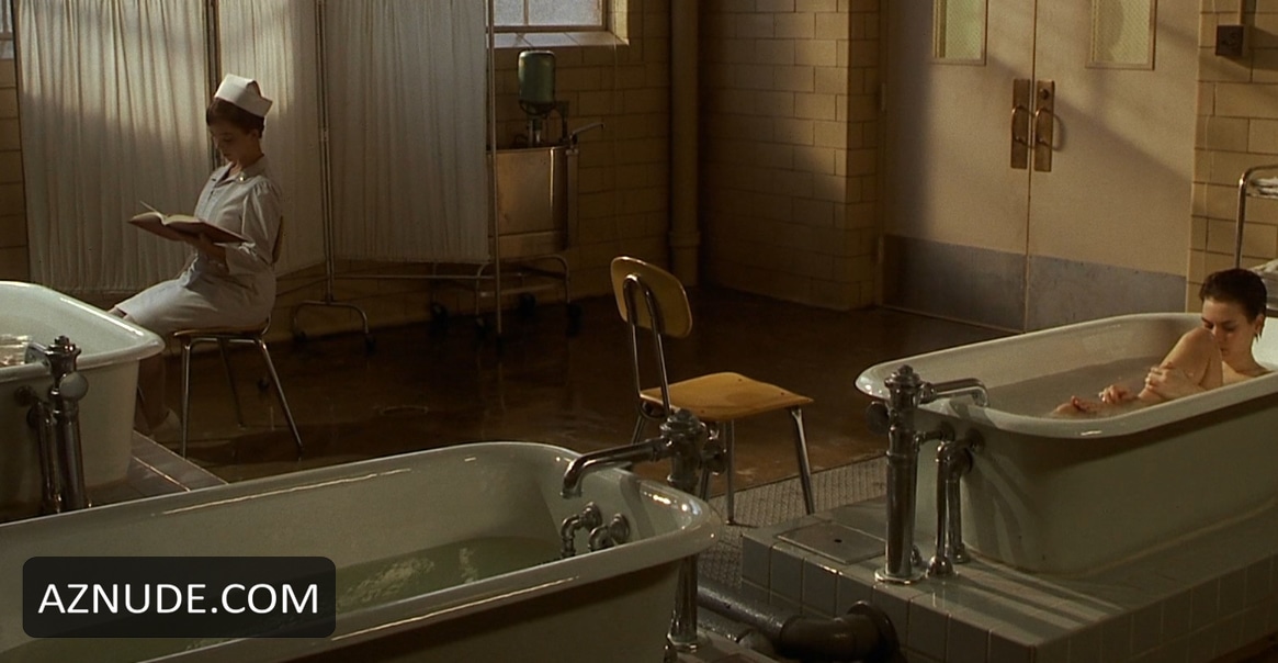 Winona Ryder in Girl, Interrupted, photo 6
