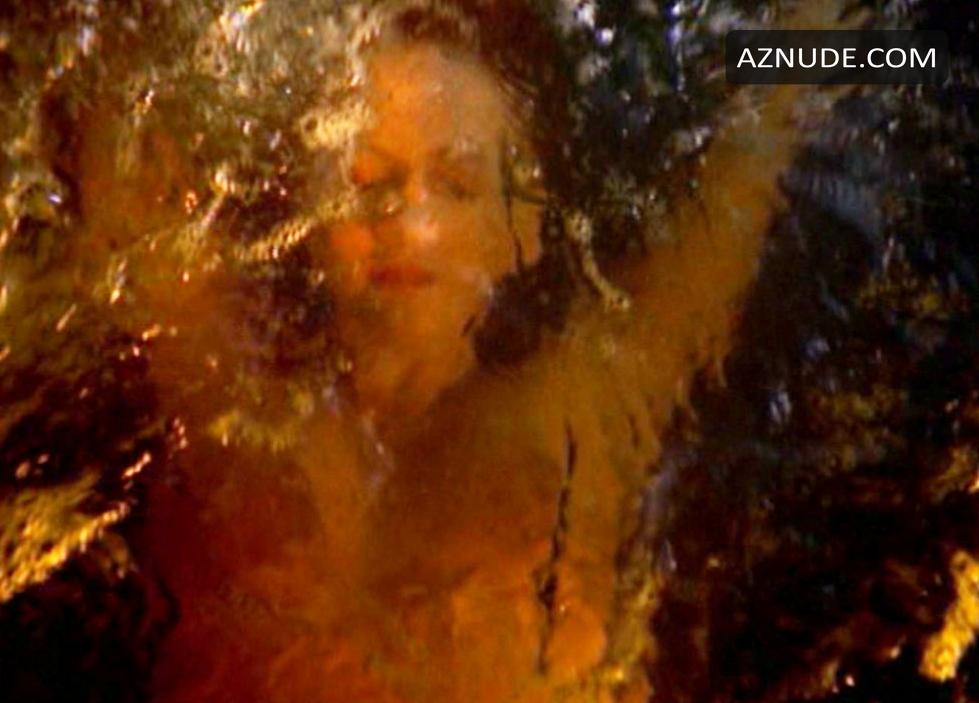 Renee O'Connor in Xena: Warrior Princess, photo 6