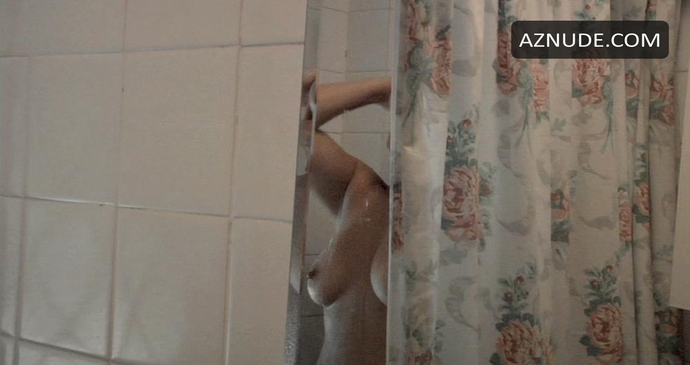 Mariana Loyola in The Maid, photo 1