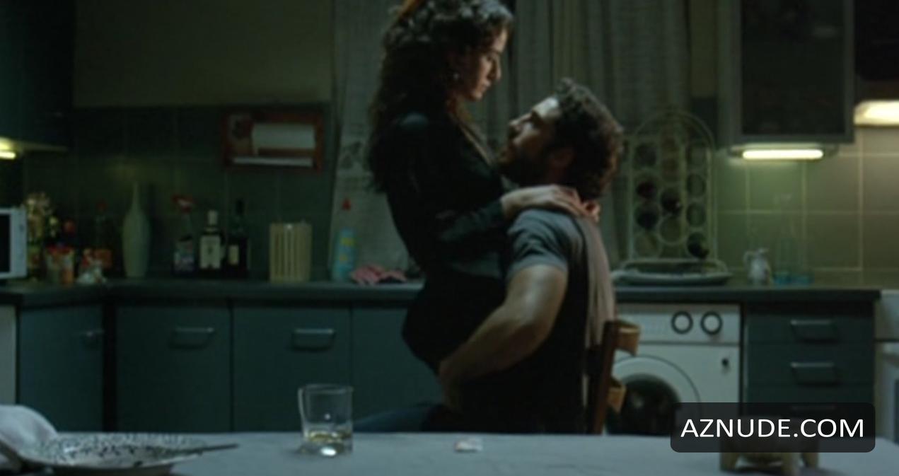 Belen Lopez in La distancia, photo 12