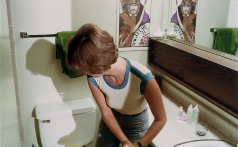 Susan Petrie in Shivers, photo 10