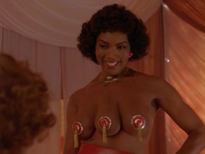 Angela Bassett in American Horror Story (2011-), photo 20