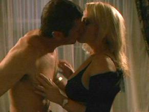 Gail Ogrady in Sex And The Single Mom, photo 6