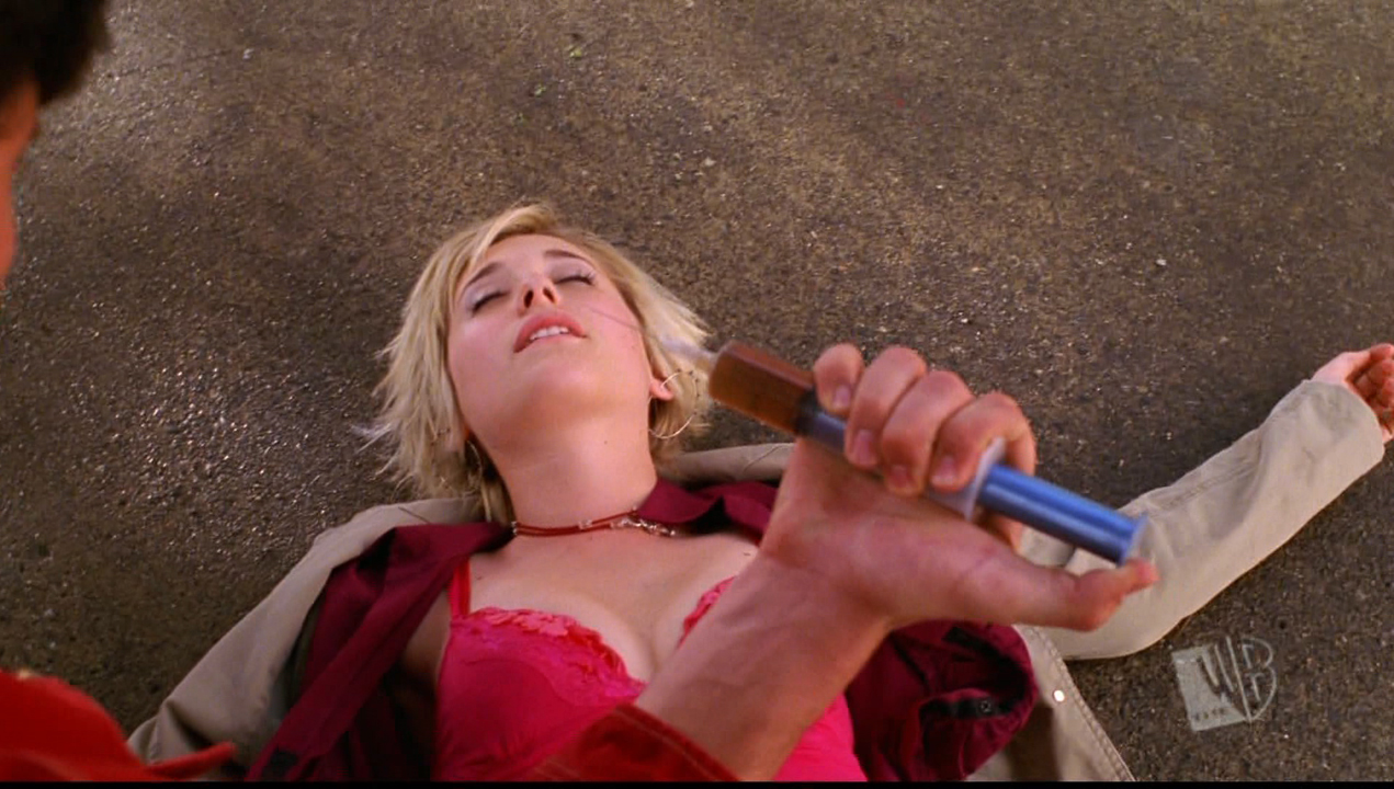Allison Mack in Smallville, photo 1