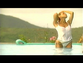 Heidi Klum in Sports Illustrated Swimsuit 1999, photo 10
