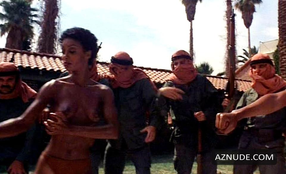 Tanya Boyd in Ilsa, Harem Keeper Of The Oil Sheiks, photo 5