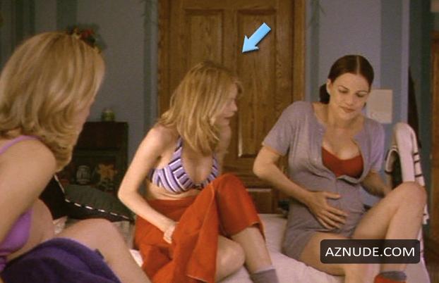 Claudia Schiffer in Friends & Lovers, photo 1