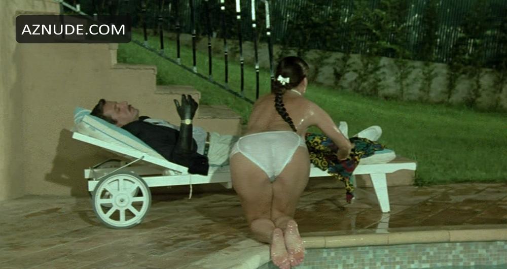 Serena Grandi in Roba Da Ricchi, photo 5