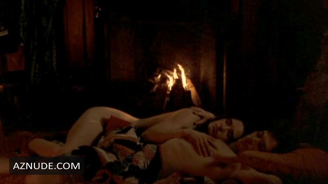 Jennifer Connelly in Waking the Dead, photo 4