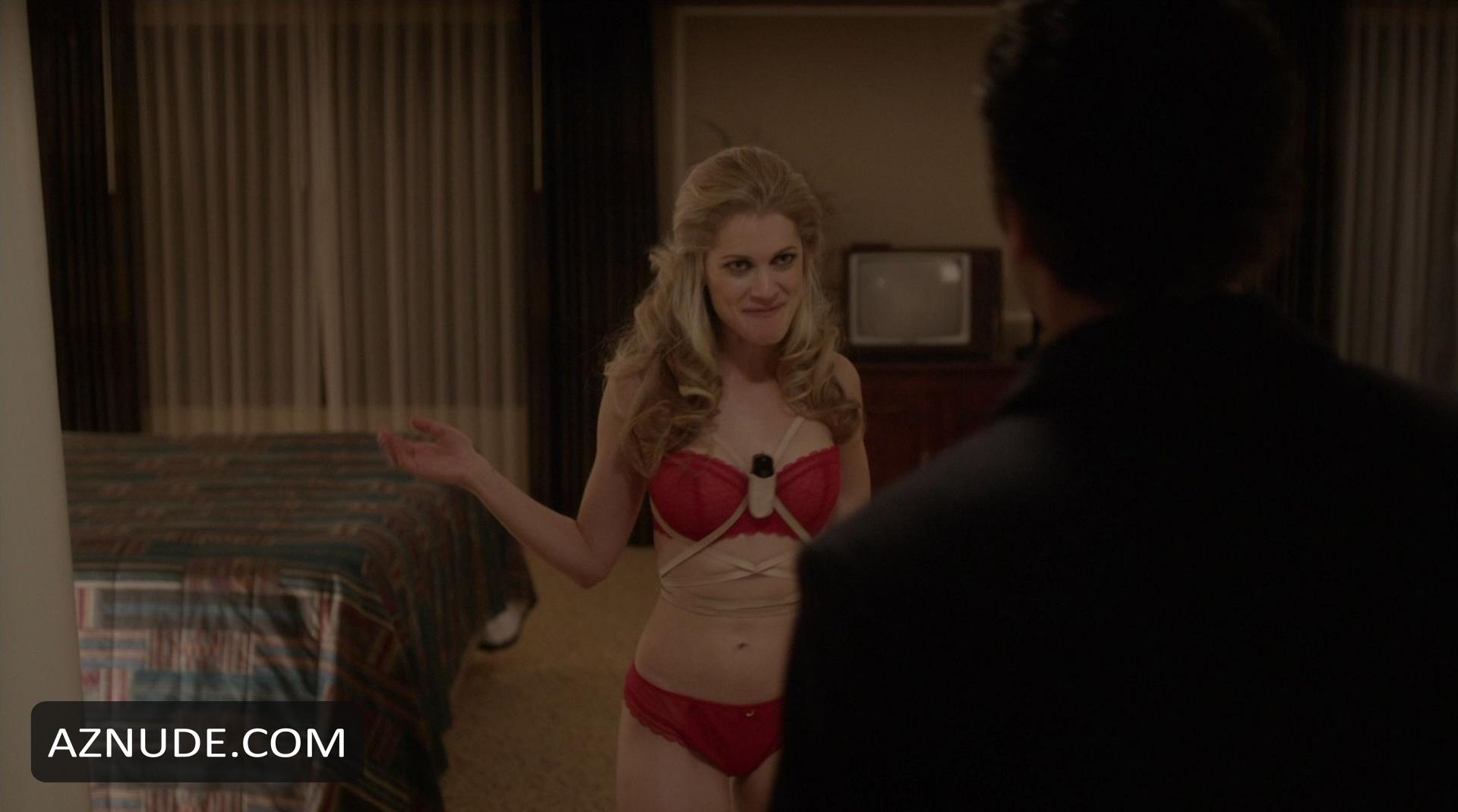 Gillian Alexy in The Americans, photo 6