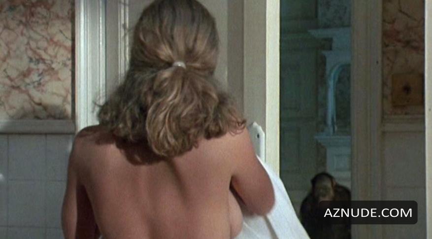 Elisabeth Shue in Link, photo 1