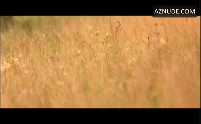 Marion Cotillard in Dikkenek, photo 4