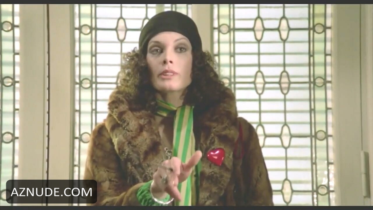 Martine Beswick in Ultimo tango a Zagarolo, photo 14