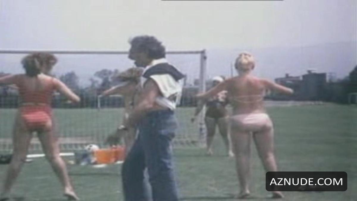 Diana Herrera in Futbol De Alcoba, photo 14