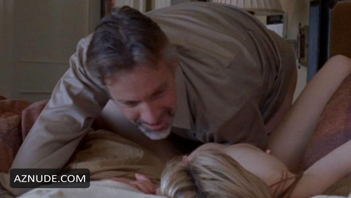 Camille Sullivan in Normal, photo 5