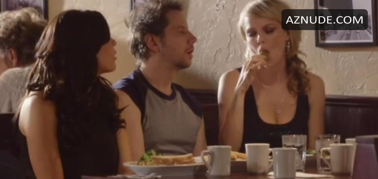 Mircea Monroe in Finding Bliss, photo 34