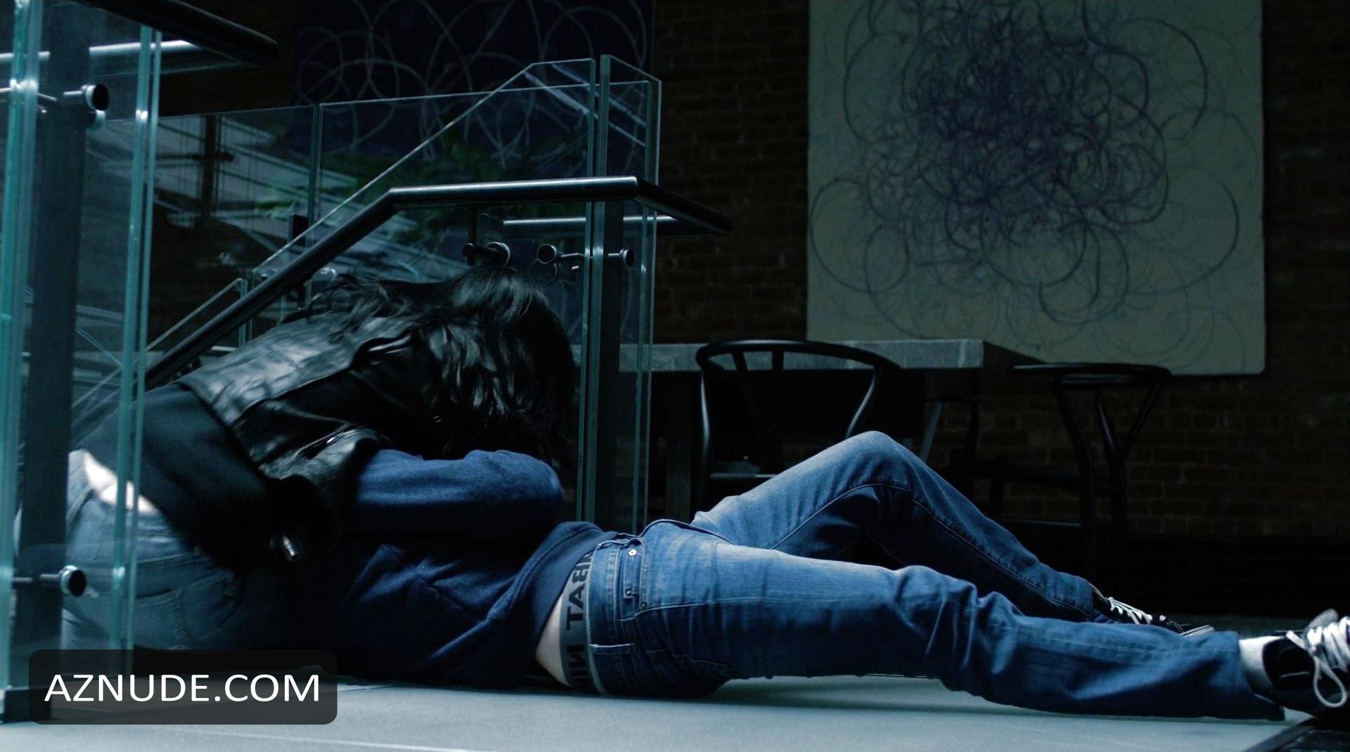 Krysten Ritter in Jessica Jones, photo 2