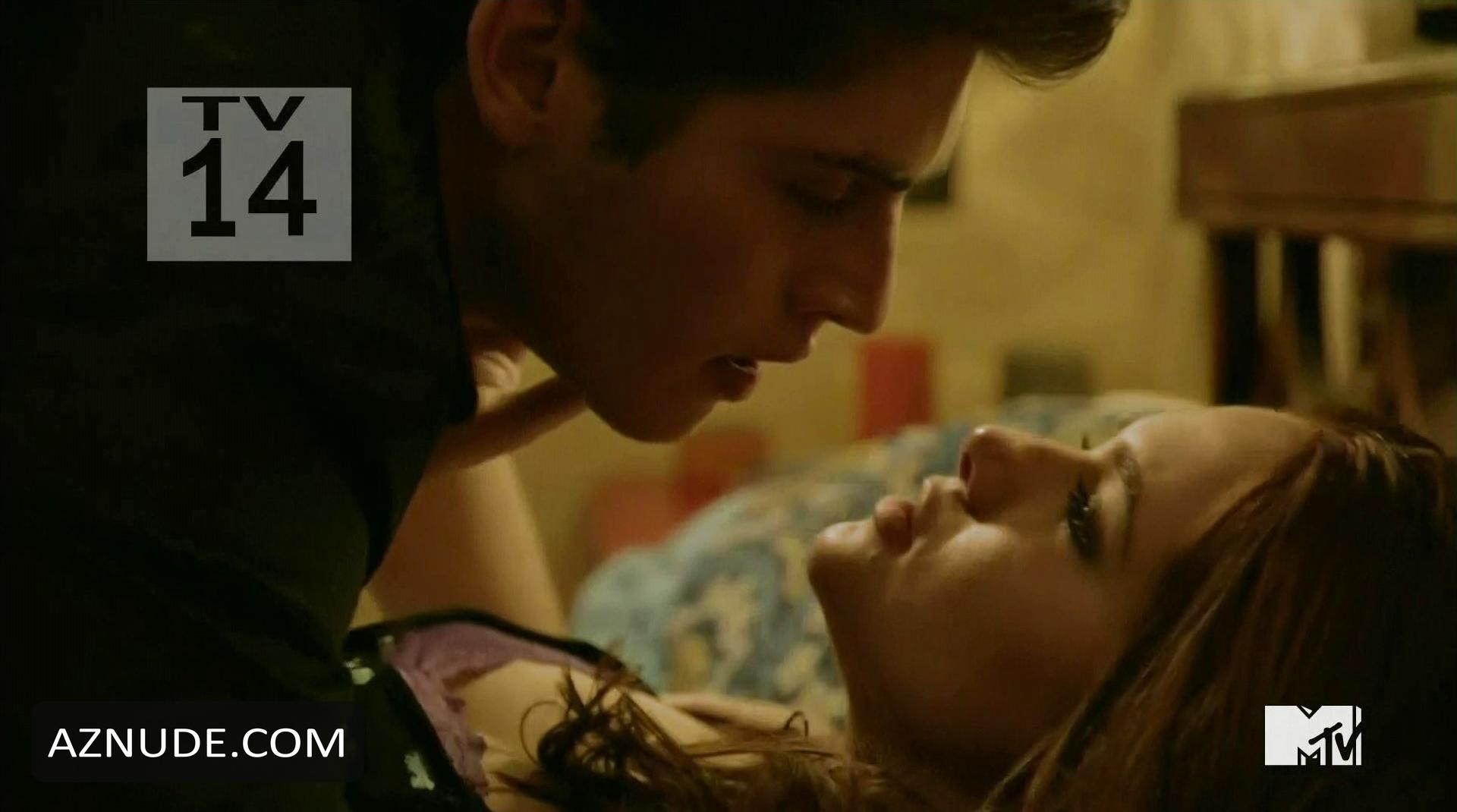 Faking It (2014-) in Faking It (2014-), photo 9