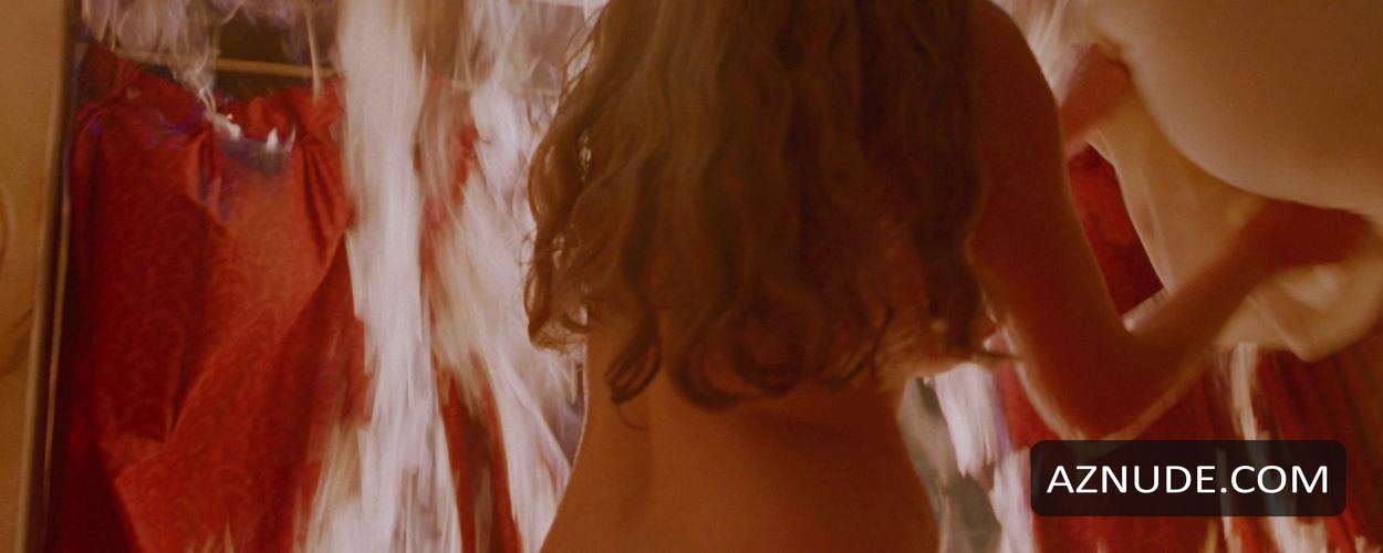 Marisa Johnston in Go, photo 1
