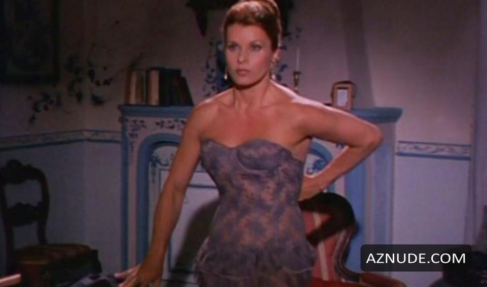 Senta Berger in La padrona e servita, photo 8