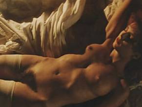 Mylene Farmer in Libertine, photo 12