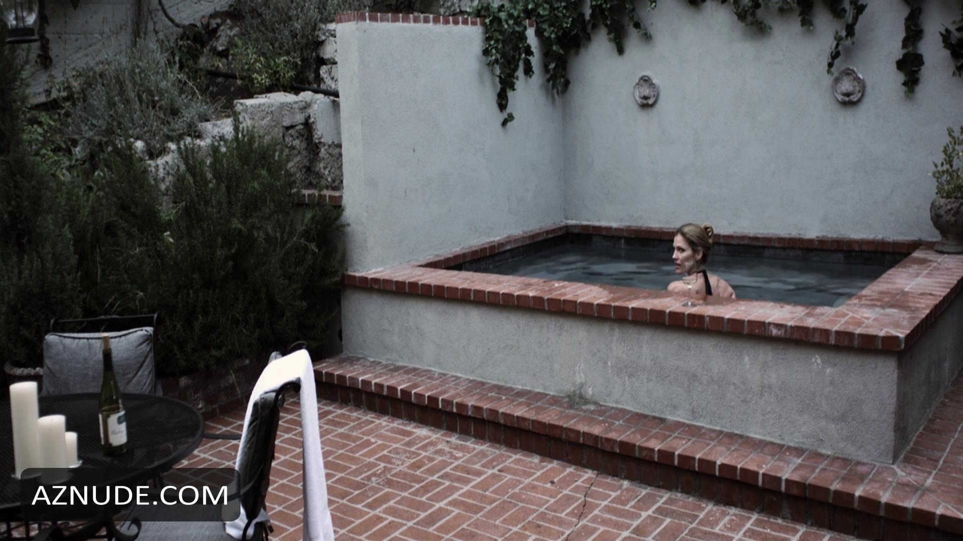 Tricia Helfer in Open House, photo 16