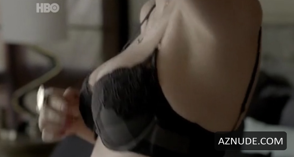Rafaela Mandelli in O Negocio (2013-), photo 69