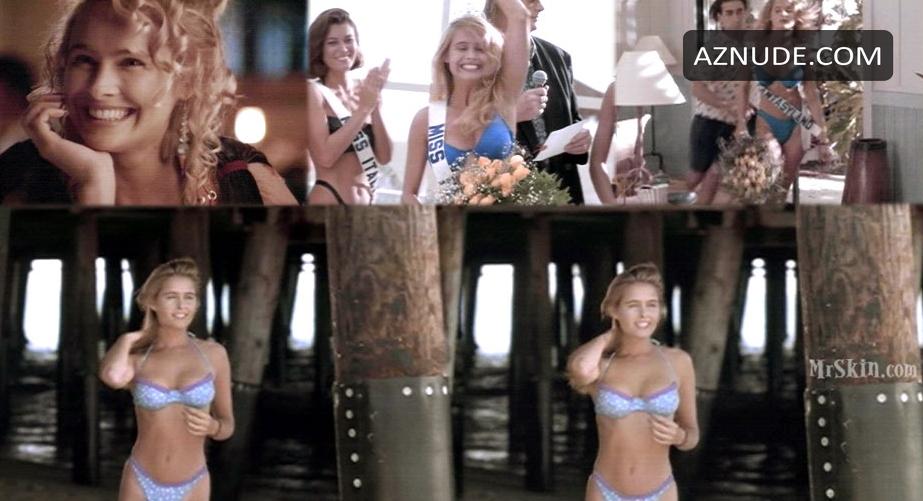 Ami Dolenz in Miracle Beach, photo 1