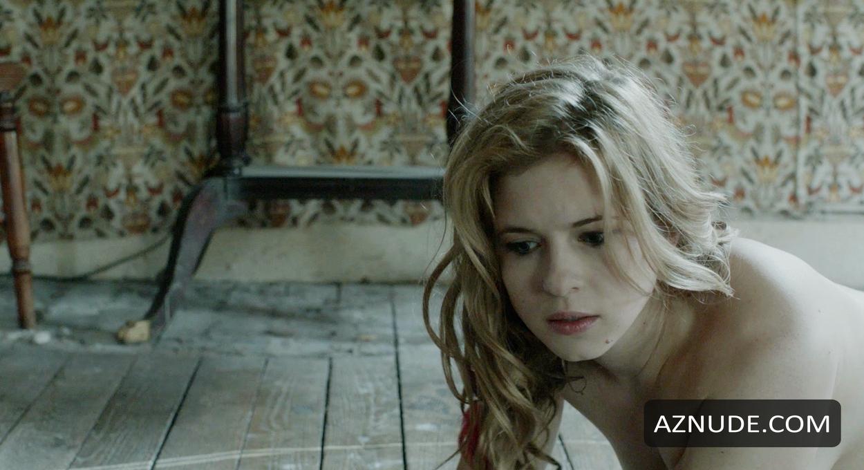 Magda Apanowicz in Dead Souls, photo 1