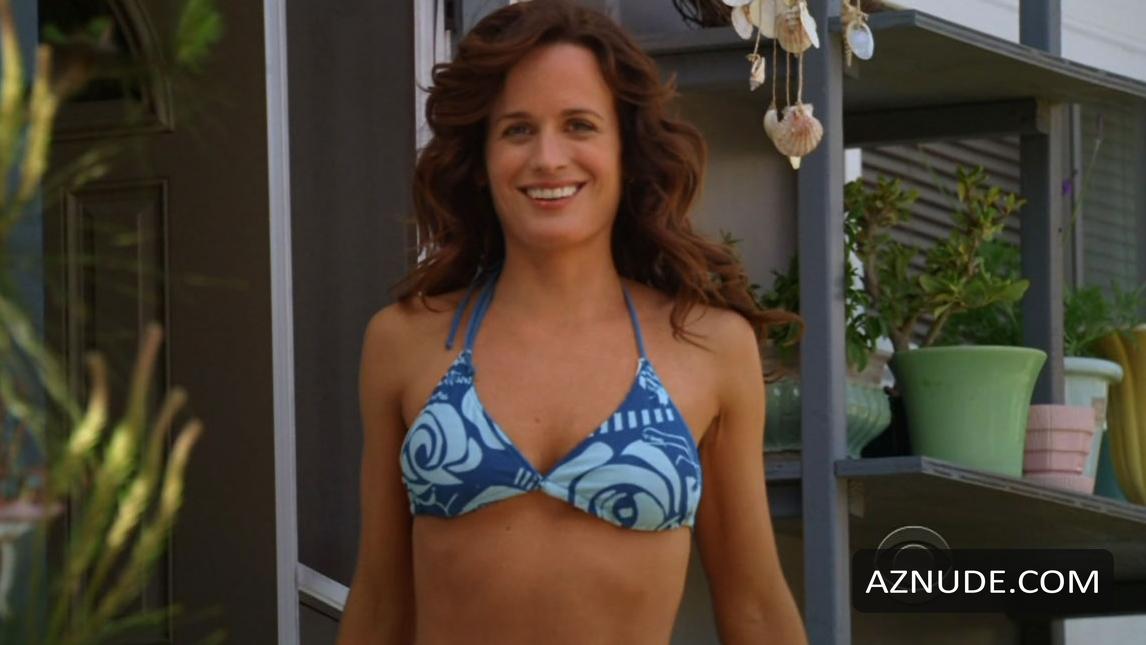 Elizabeth Reaser in The Ex List, photo 0
