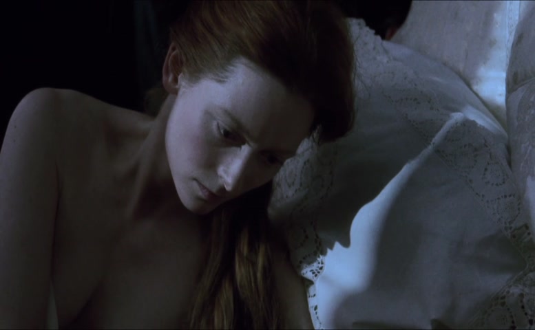Tilda Swinton in Orlando, photo 7