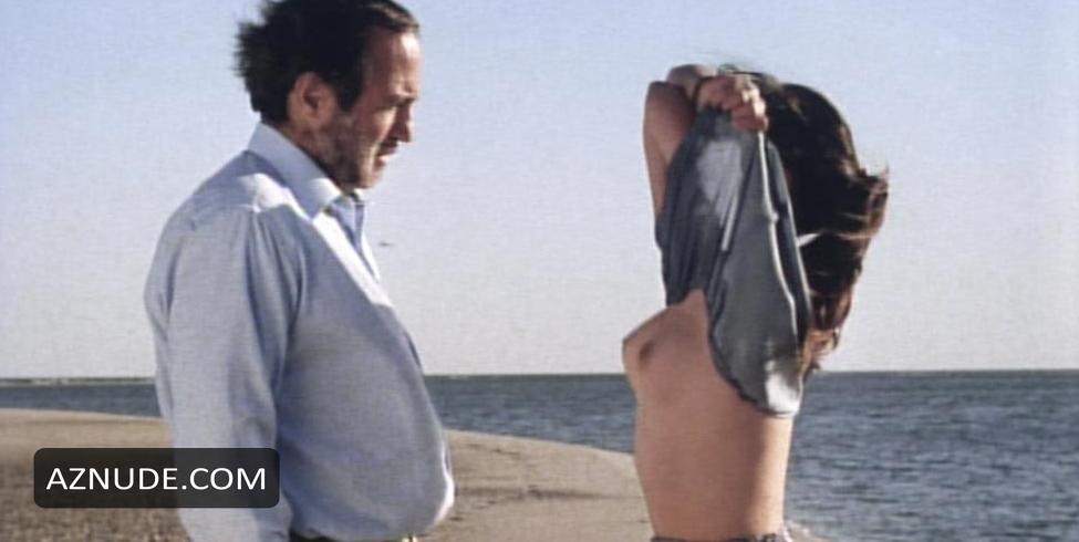 Katya Berger in Tales Of Ordinary Madness, photo 0