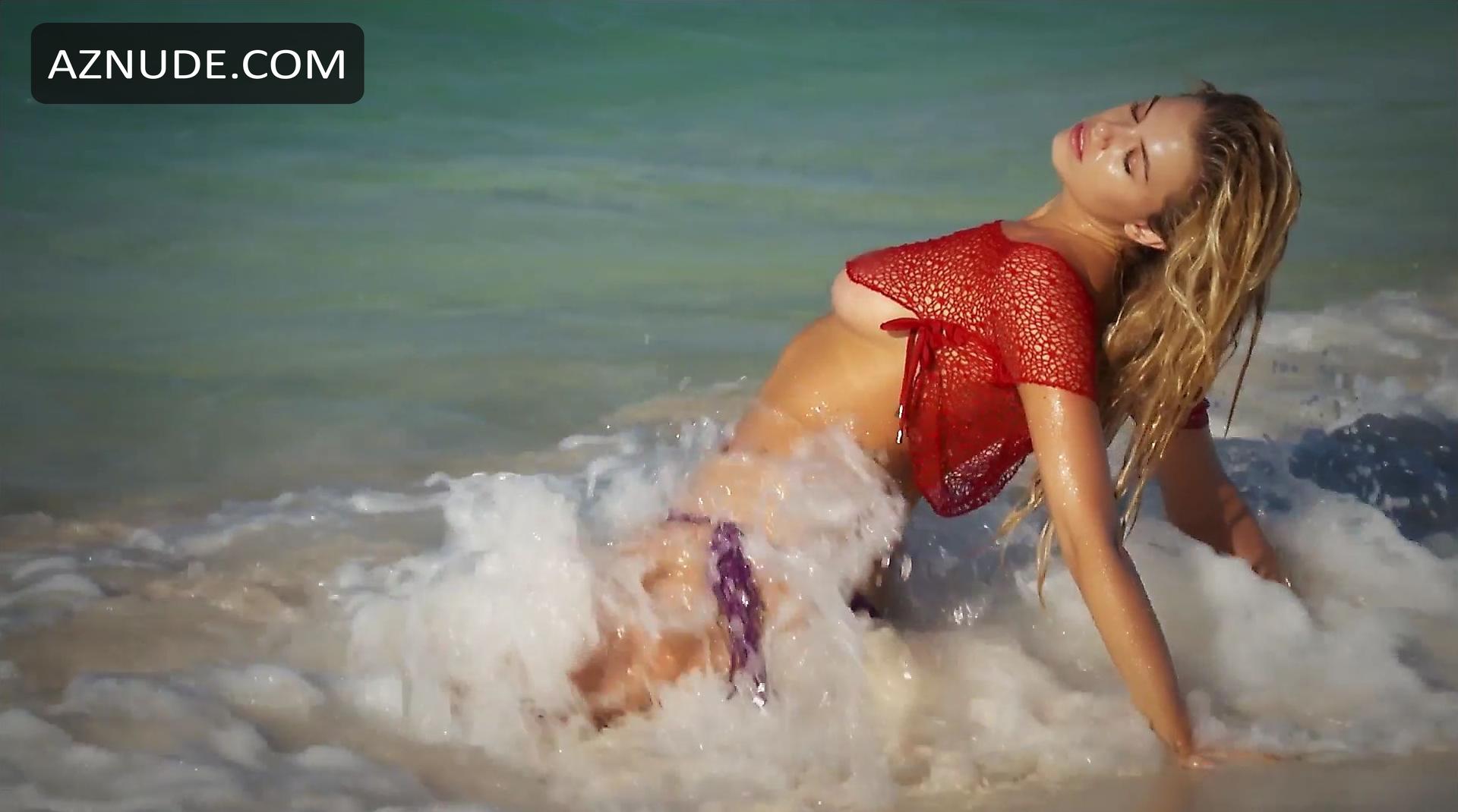 Hailey Clauson in Sports Illustrated: Swimsuit 2016, photo 1