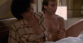 Courteney Cox in The Opposite Sex and How to Live with Them, photo 14