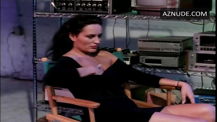 Erika Nann in Die Watching, photo 2