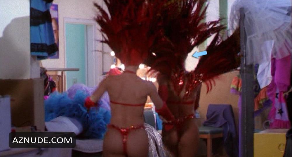 Natalie Raitano in V.i.p., photo 14