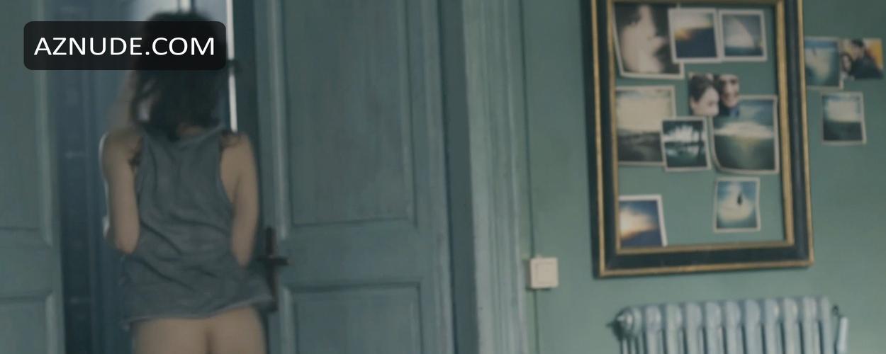 Astrid Berges Frisbey in The Sex Of The Angels, photo 6