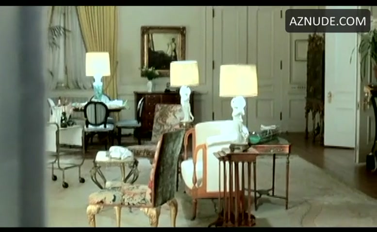 Theresa Randle in King Of New York, photo 1