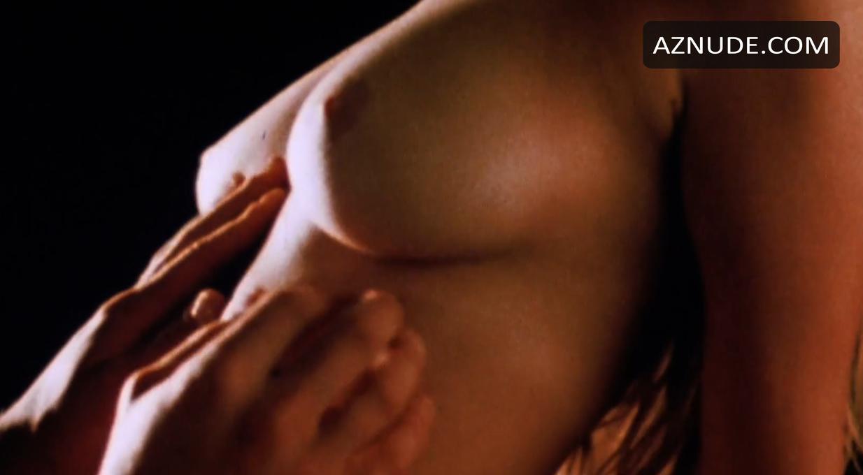 Annabella Sciorra in Whispers in the Dark, photo 2