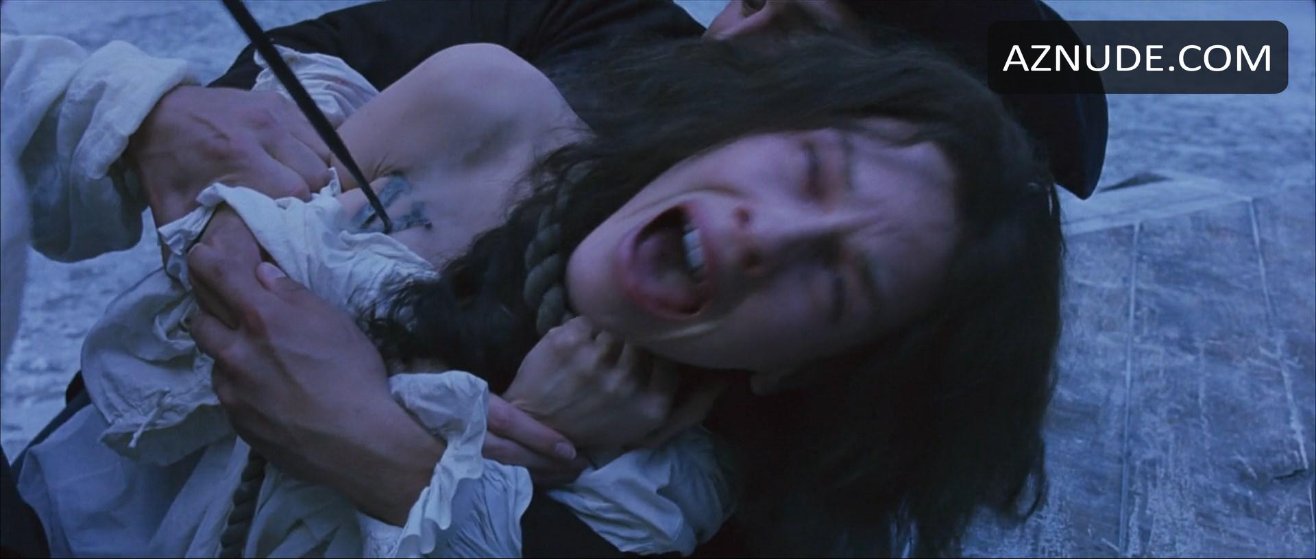 Hilary Swank in The Affair Of The Necklace, photo 28