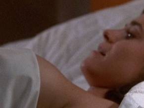 Courteney Cox in The Opposite Sex and How to Live with Them, photo 10