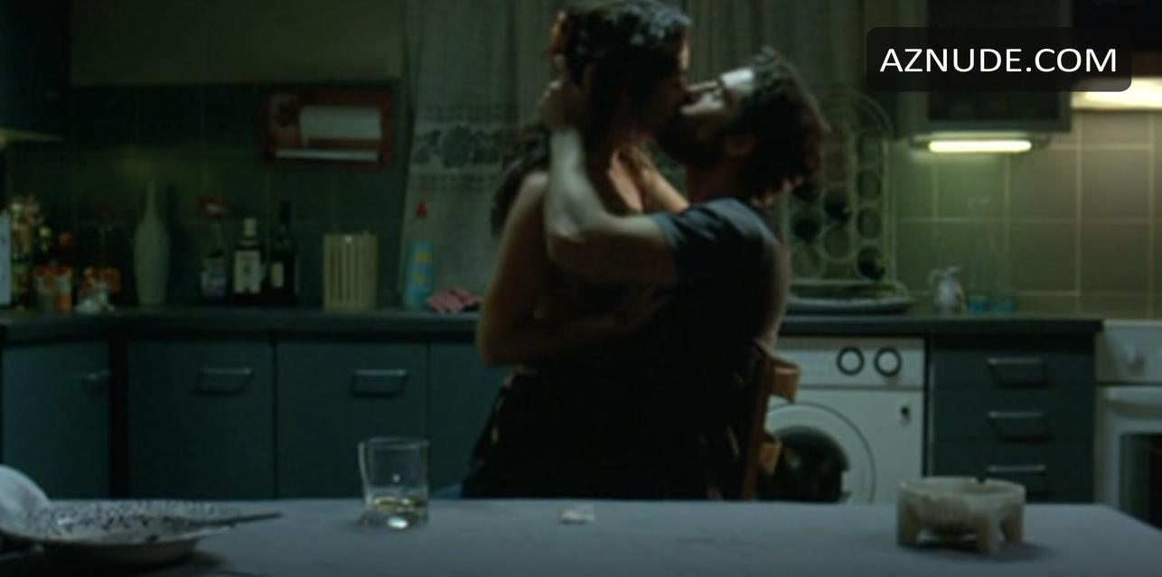 Belen Lopez in La distancia, photo 30