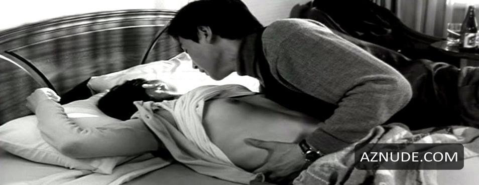 Eun-joo Lee in Virgin Stripped Bare by Her Bachelors, photo 6
