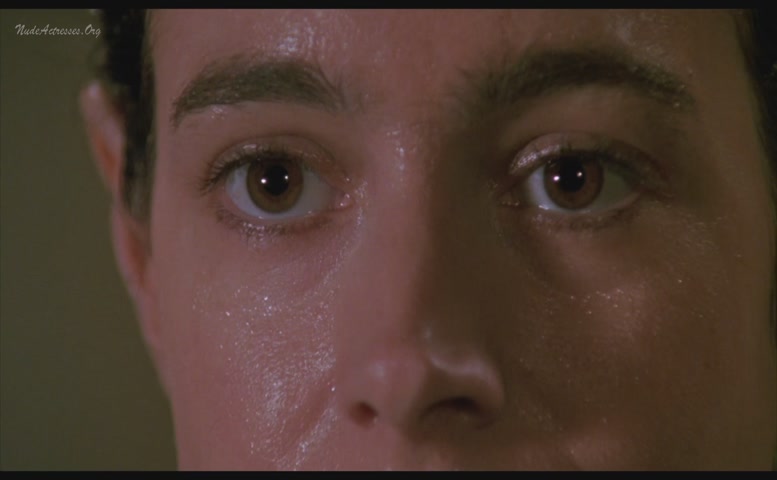Sean Young in Love Crimes, photo 14