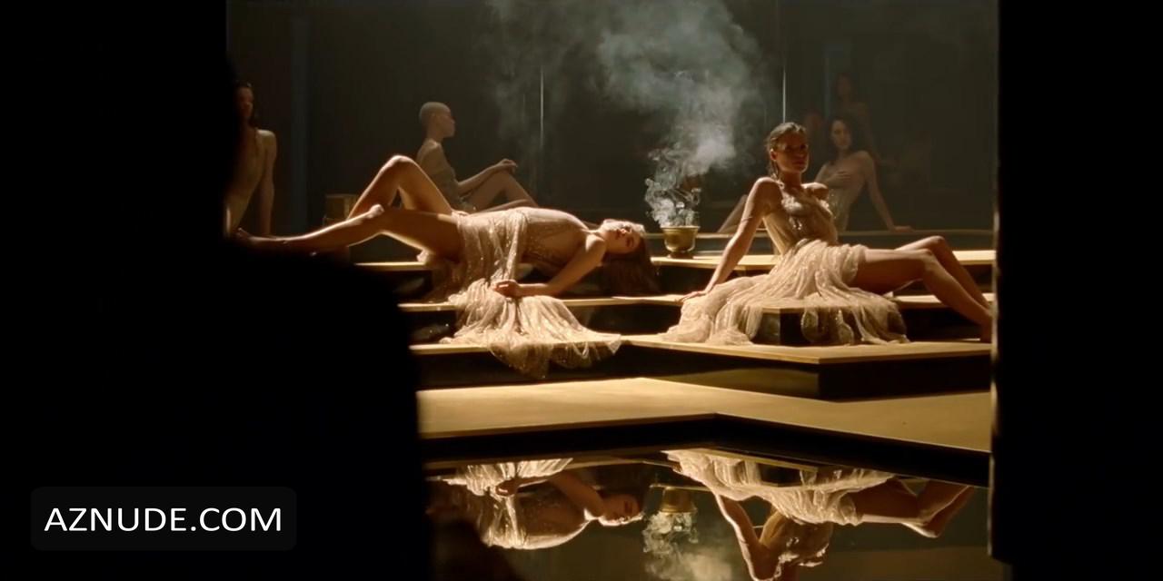 Charlize Theron in Dior J'Adore Perfume Commercial 2018, photo 14