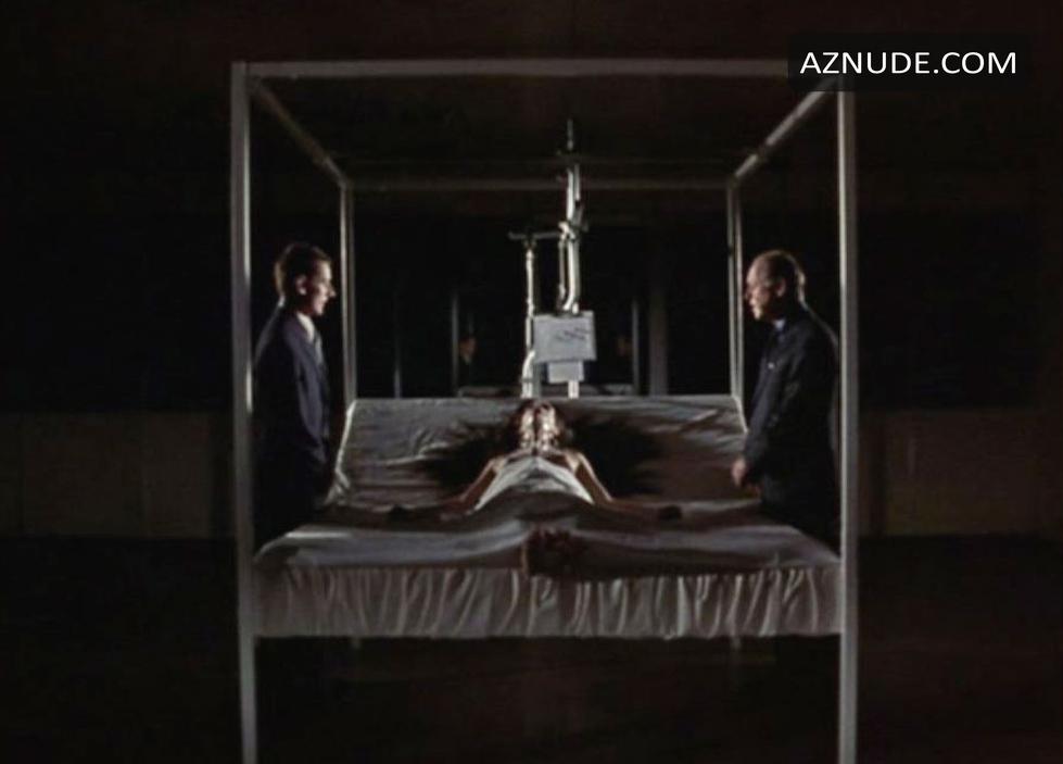 Amanda Plummer in 81/2 Women, photo 0