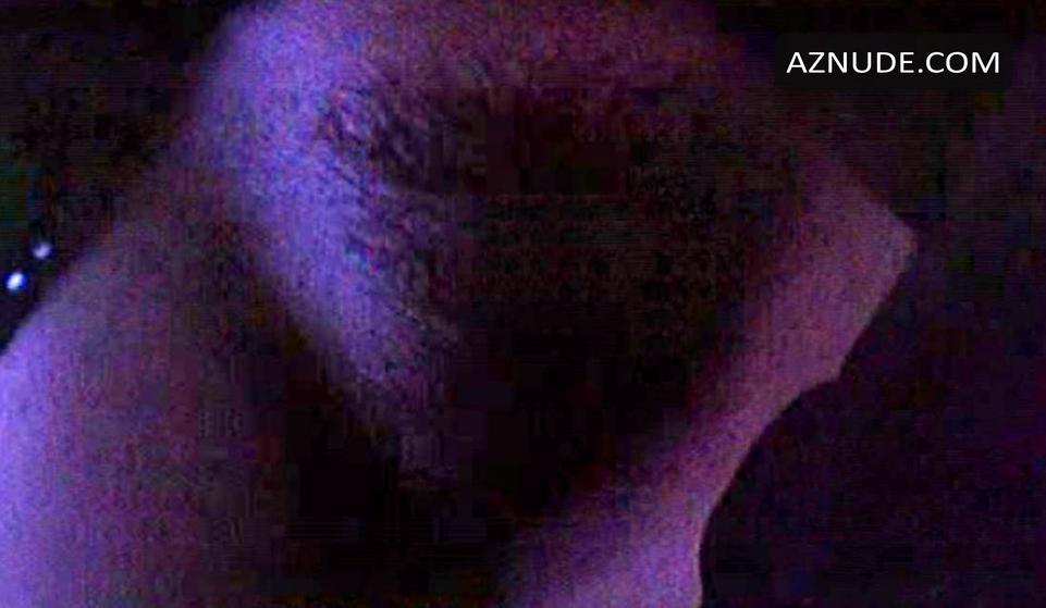 Cayetana Guillen Cuervo in Not Love, Just Frenzy, photo 1